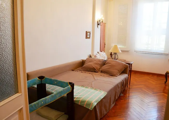 Garden Shared House Terrace Above